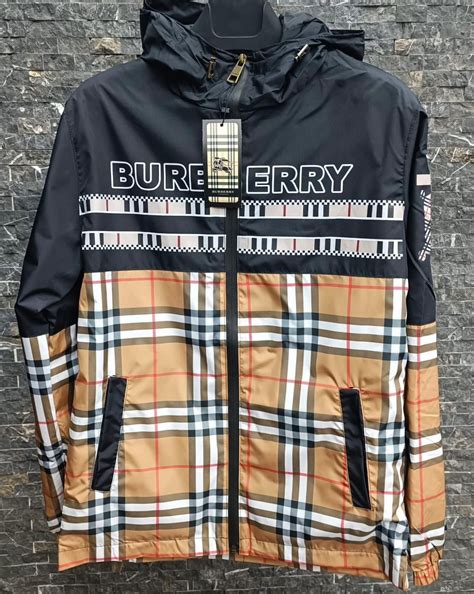 giubbino burberry oro nera|Giubbotti BURBERRY .